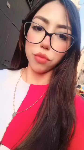 Carolina from Peru, ready for a random video chat on Okedoo